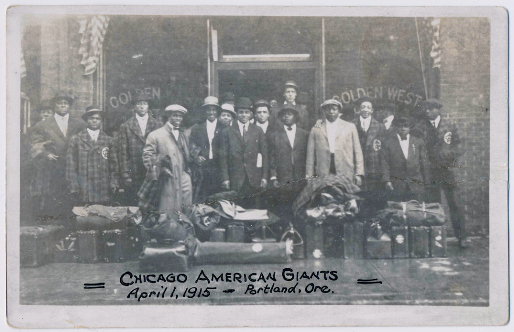 Oregon-1915 Chicago American Giants in Portland postcard